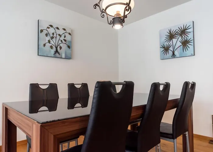 Joe's Am Bolgen Davos